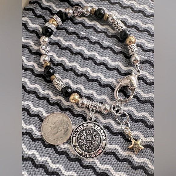 Handmade US Army Bracelets - Gift for hero, Gift for Army member - Picture 1 of 3